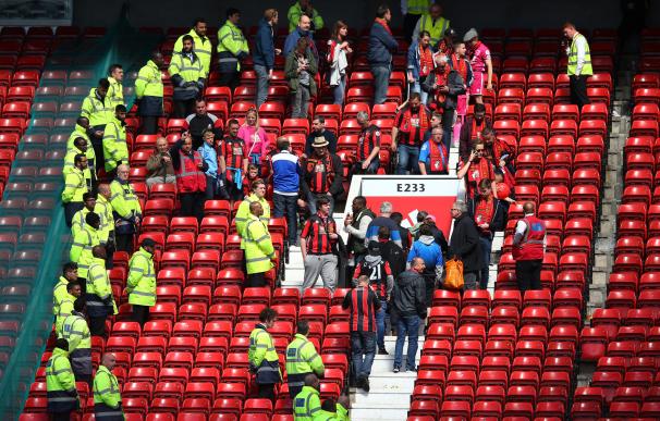 Suspendido el United-Bournemouth tras encontrarse un paquete sospechoso en Old Trafford