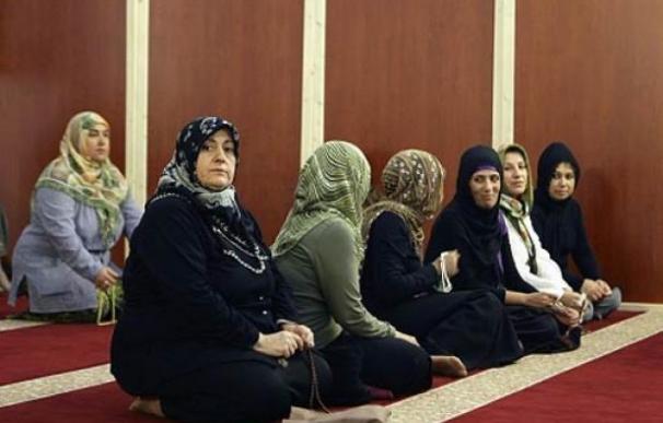 Alemania infiltra a musulmanes moderados en mezquitas para frenar el salafismo