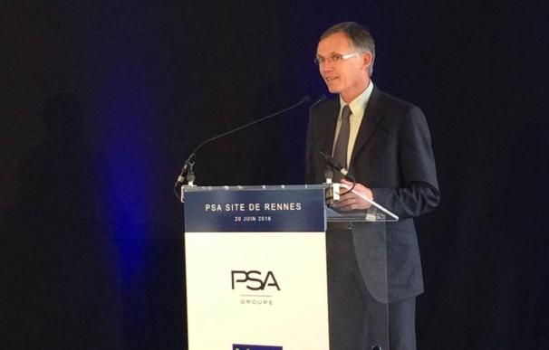 El presidente de PSA dice que las plantas de Opel en España pueden estar "tranquilas"