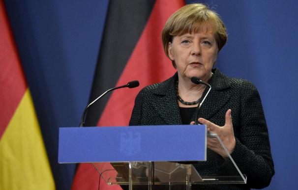 Merkel, Poroshenko y Hollande lamentan el bloqueo del grupo de contacto
