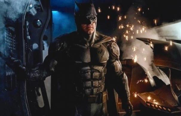 La primera imagen del Batmóvil del caballero oscuro en 'La Liga de la Justicia'