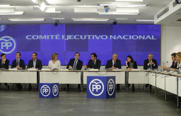 Rajoy reúne este martes al Comité Ejecutivo del PP para empezar a diseñar la campaña, que será pegada a la calle