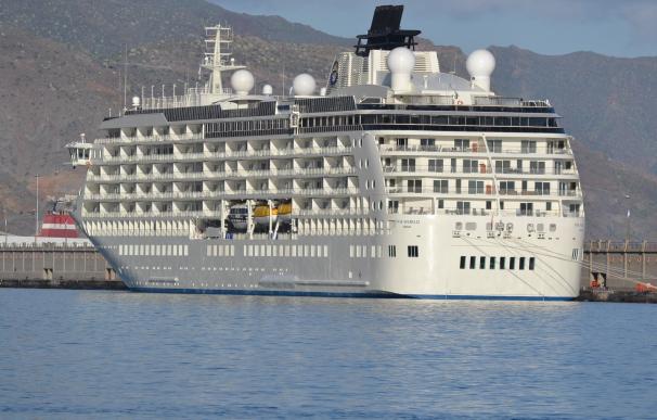 El crucero 'The World' llega el jueves a Santander, con 128 pasajeros