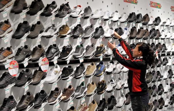 Fabricantes chinos de zapatos apoyan a su Gobierno ante la OMC por "antidumping" de la UE
