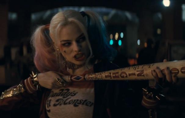 Margot Robbie como Harley Quinn en el primer tráiler de 'Escuadrón Suicida'
