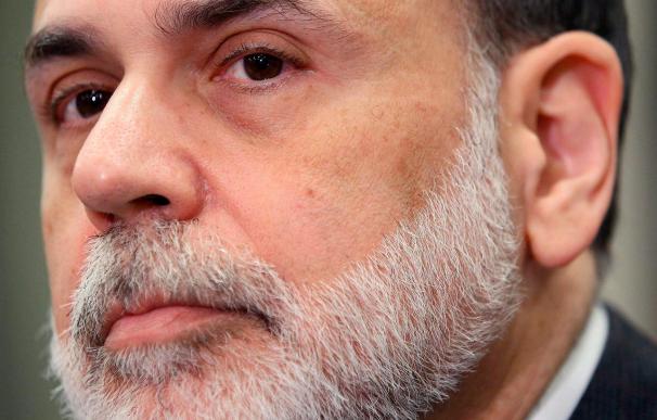 La ayuda al euro no es la panacea y se necesitarán más medidas, según Bernanke