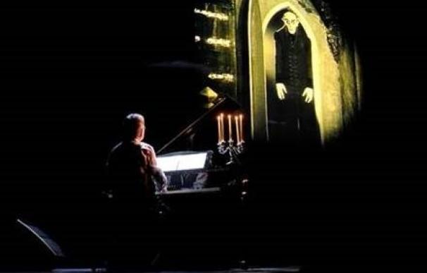 Jordi Sabatés pone música en directo a los clásicos 'Nosferatu, el vampiro' y 'Sherlock JR' en los Teatros del Canal