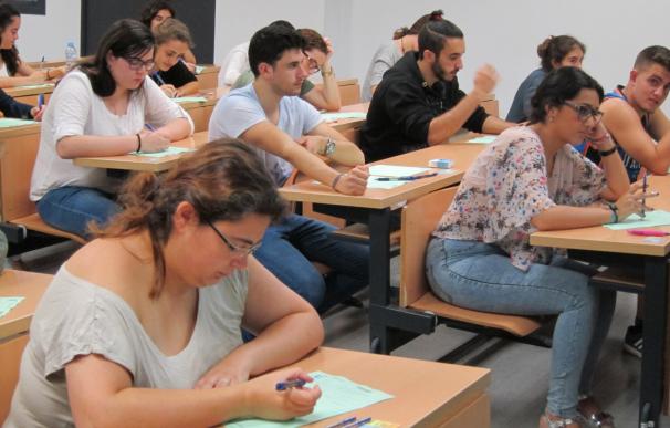 Más de 4.000 estudiantes realizarán los exámenes de la PAU en la Universidad de Oviedo