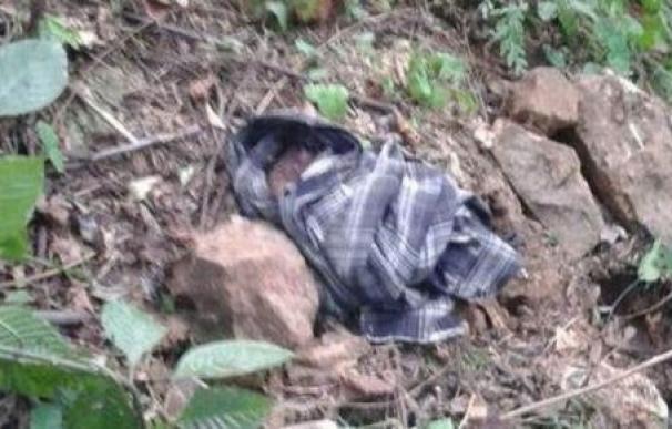Abandona y entierra vivo a su bebé recién nacido en México