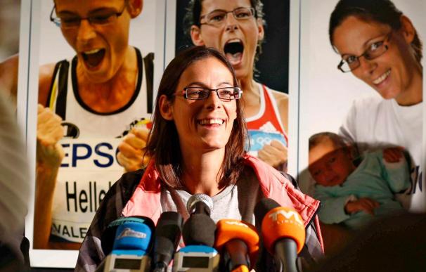 la belga Hellebaut, campeona olímpica de salto de altura, anuncia su vuelta a la competición