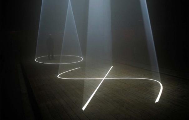 La Fundació Gaspar muestra las esculturas de "luz sólida" de Anthony McCall