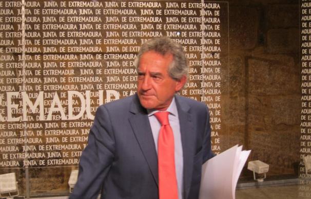 Extremadura achaca un déficit de 1.240 millones a "trampas" de Fernández Vara