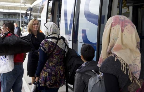 Siete refugiados de origen iraquí y sirio llegan este lunes a Asturias