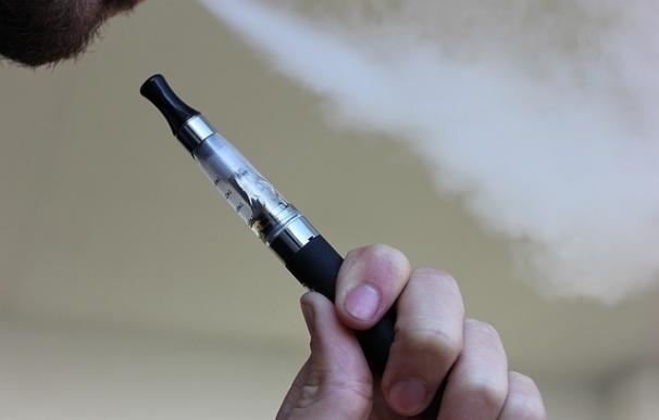Los e-cigarrillos pueden presentar igual o mayor riesgo de severidad del ictus que el tabaco