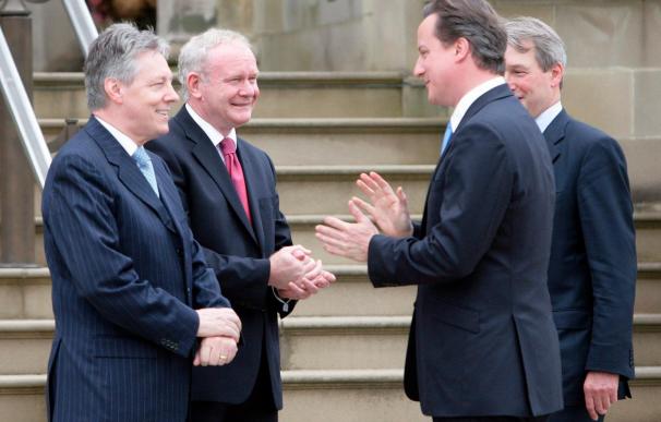Cameron reafirma el compromiso de su Gobierno con el proceso de paz norirlandés