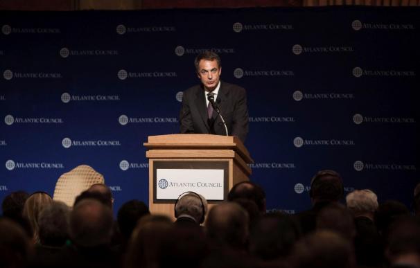 Zapatero asegura que la ausencia de Obama en Madrid "no es un problema"