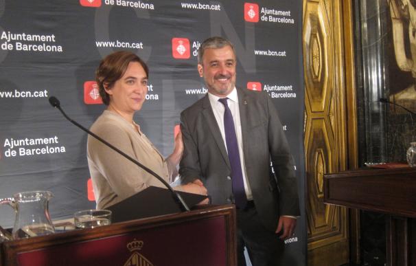 Colau y Collboni formalizan un acuerdo de gobierno "por Barcelona" y vuelven a invitar a ERC