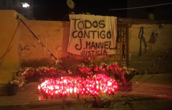 Tensión en el barrio de Cartuja mientras sigue la búsqueda del autor de la muerte del joven disparado
