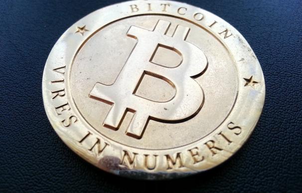 El bitcoin ya cotiza por encima del oro