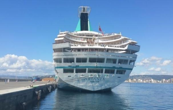 El Puerto de Palamós (Girona) suma 300.000 pasajeros y 357 cruceros desde el año 2000