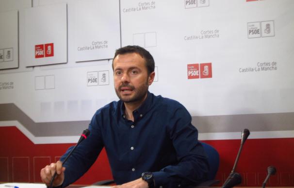 PSOE afirma que Page "está sacando de los cajones a los dependientes que fueron abandonados y olvidados por Cospedal"