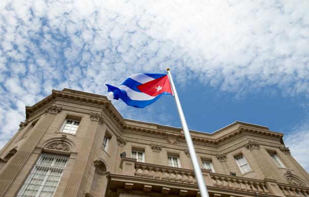 La bandera cubana vuelve a ondear de nuevo en Washington