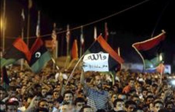 Los rebeldes aseguran que dominan ya todo Trípoli, salvo el cuartel de Gadafi