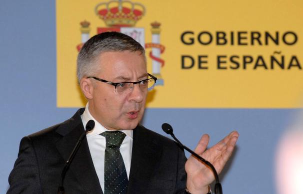 Blanco pide a Barreda y a Rajoy que no sólo critiquen y propongan alguna idea