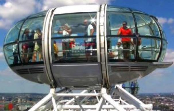 Decenas de turistas atrapados en el London Eye por el atentado de Londres
