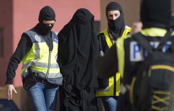 Una mujer detenida en Melilla por querer unirse al Estado Islámico