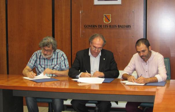 FE-CCOO pide al Govern que aumente de 257 a 400 las plazas de oposición de este año para los docentes de Baleares