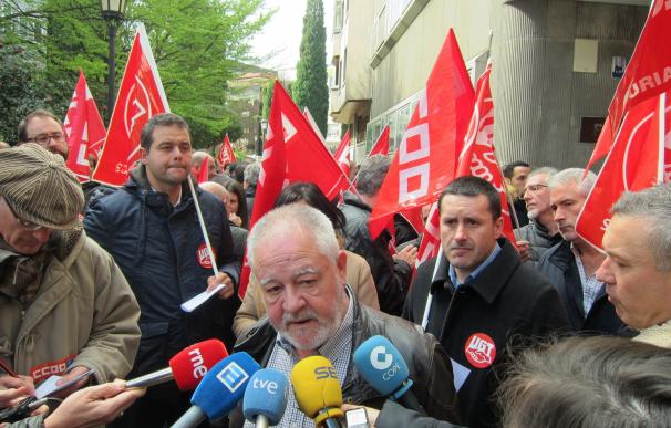 UGT y CCOO piden a la FADE negociar subidas de salarios y resolver los 15 convenios "pendientes" en Asturias
