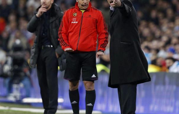 Mourinho descontento con Undiano en el derby