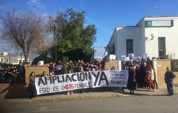 La comunidad del IES Las Encinas de Valencina espera para "la semana que viene" la visita de Aparicio