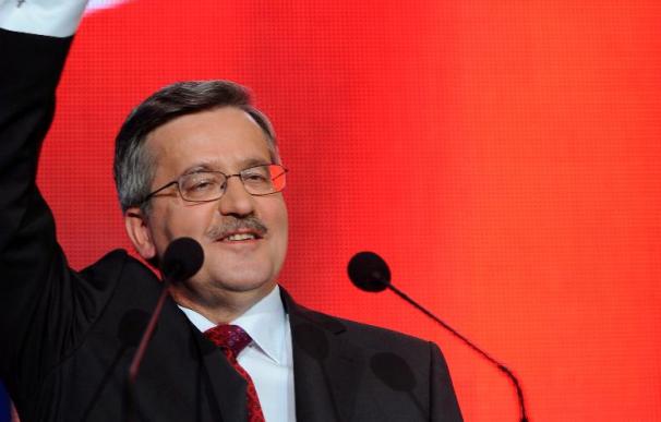Komorowski es favorito para ganar las elecciones presidenciales en Polonia, según un sondeo