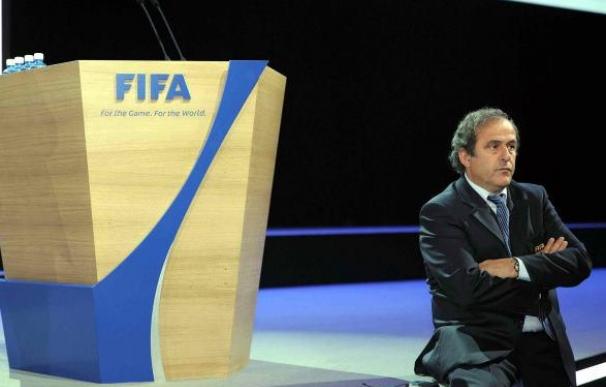 Platini se presentará a la presidencia de la FIFA