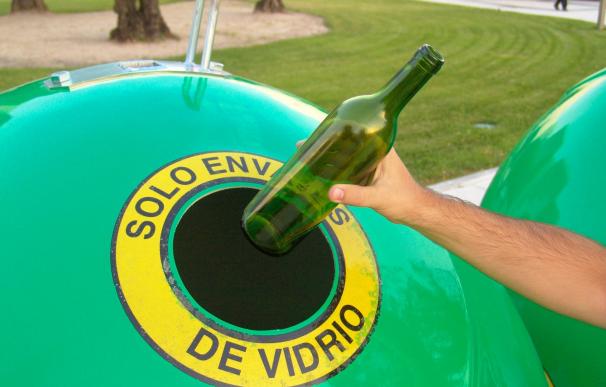 Cada murciano recicló 16,7 kilogramos de residuos de envases de vidrio, un 5% más que en 2015