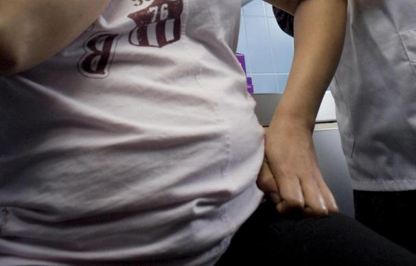 El PP propone una baja maternal de 20 semanas y deducir 1.800 euros por el segundo hijo