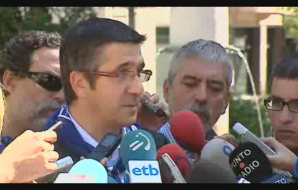 Los "barones" del PSOE, preocupados porque el Gobierno debe demostrar más fuerza, según López