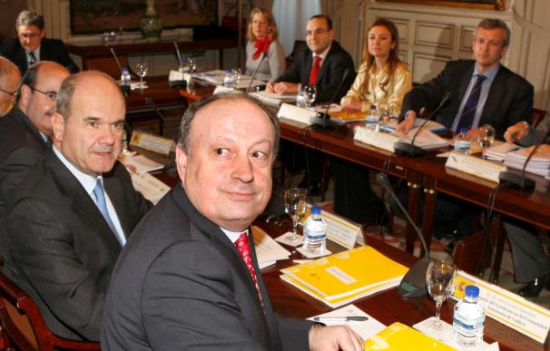 El Gobierno pedirá la suspensión de la Ley de Cajas gallega si el Consejo ve indicios de inconstitucionalidad