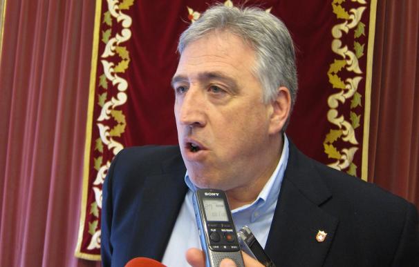 Alcalde Pamplona pide un informe sobre las "posibilidades" para "acatar" la sentencia sobre el retrato del Rey
