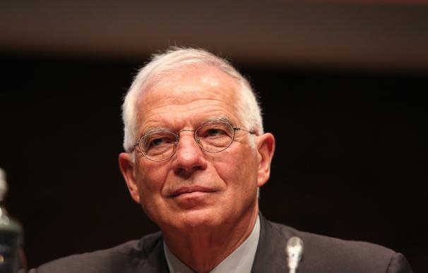 Borrell: "Si fuera candidato a la Presidencia, propondría un aumento del gasto militar"