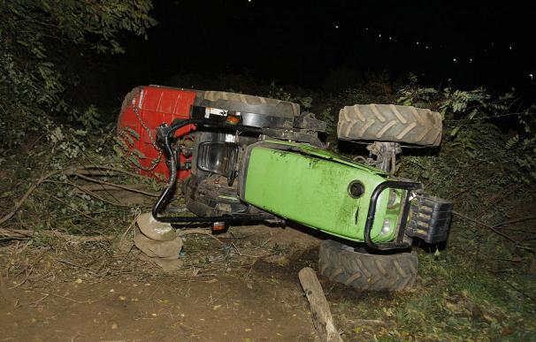 Muere un hombre en Láncara (Lugo) aplastado por el tractor que conducía