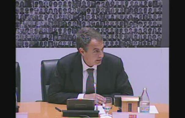 SMS de Felipe González a Zapatero: "Hoy más que nunca tienes todo mi apoyo"