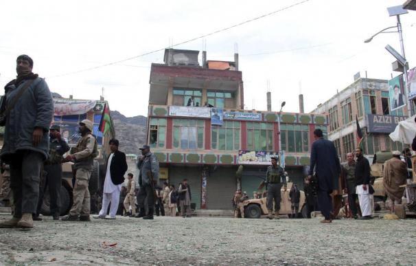 Los talibanes atacan una casa de huéspedes usada por extranjeros en Kabul