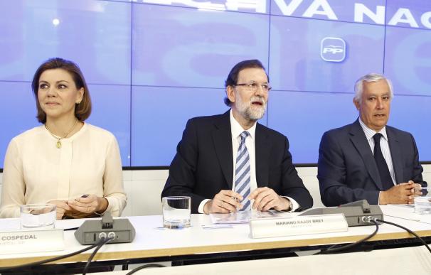 El PP recopila en un documento las "malas prácticas" de los "gobiernos extremistas" de PSOE y Podemos