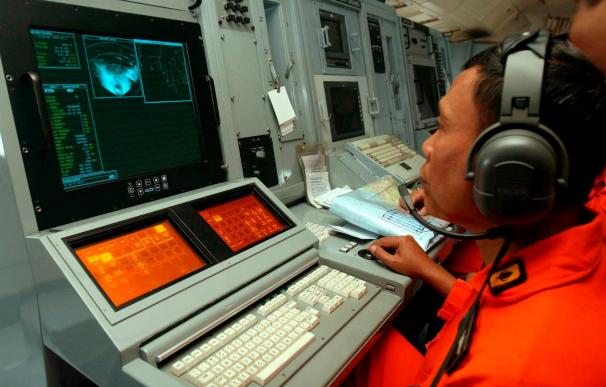 Elevan a 11 la cifra de muertos en el naufragio de un transbordador en Indonesia