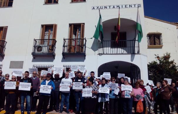 El Ayuntamiento de Fuente Vaqueros moviliza a sus vecinos contra los cortes de luz en el municipio