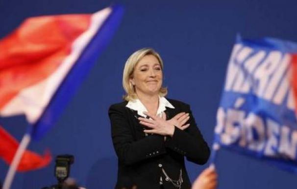 Uno de cada tres franceses apoya las ideas de Le Pen en su totalidad...¿ganará?