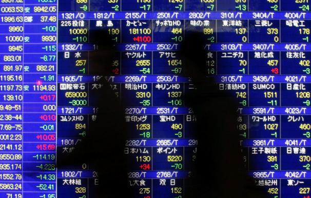 El índice Nikkei sube 21,60 puntos, 0,21 por ciento, hasta 10.113,79 puntos
